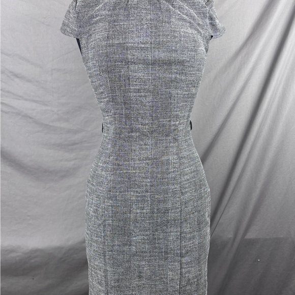 H&M Dresses & Skirts - HM Classic Plaid Sheath Career Workwear Office Chic Tailored Pencil Dress Small